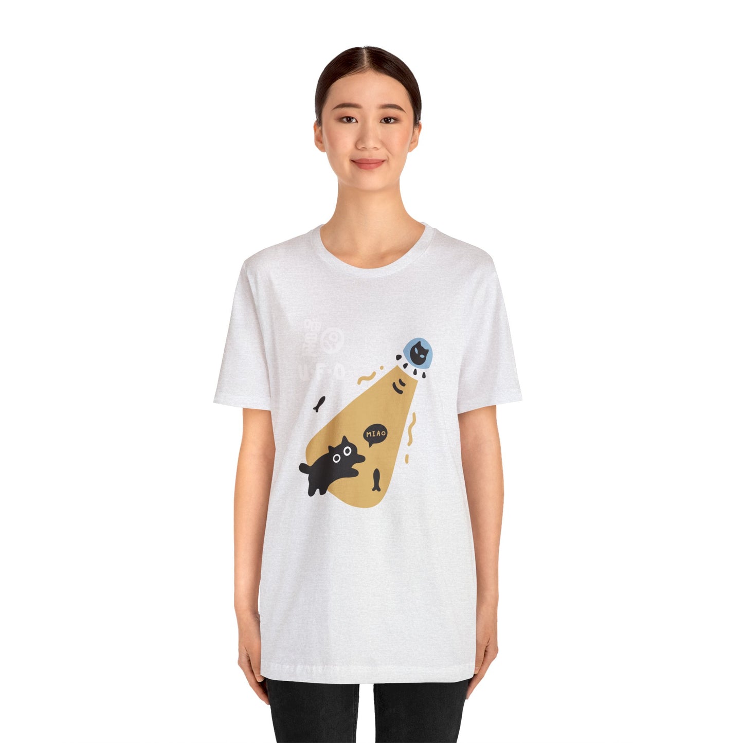 'UFO Cat-Napped' Streetwear Unisex Men Women Urban Graphic T-Shirt